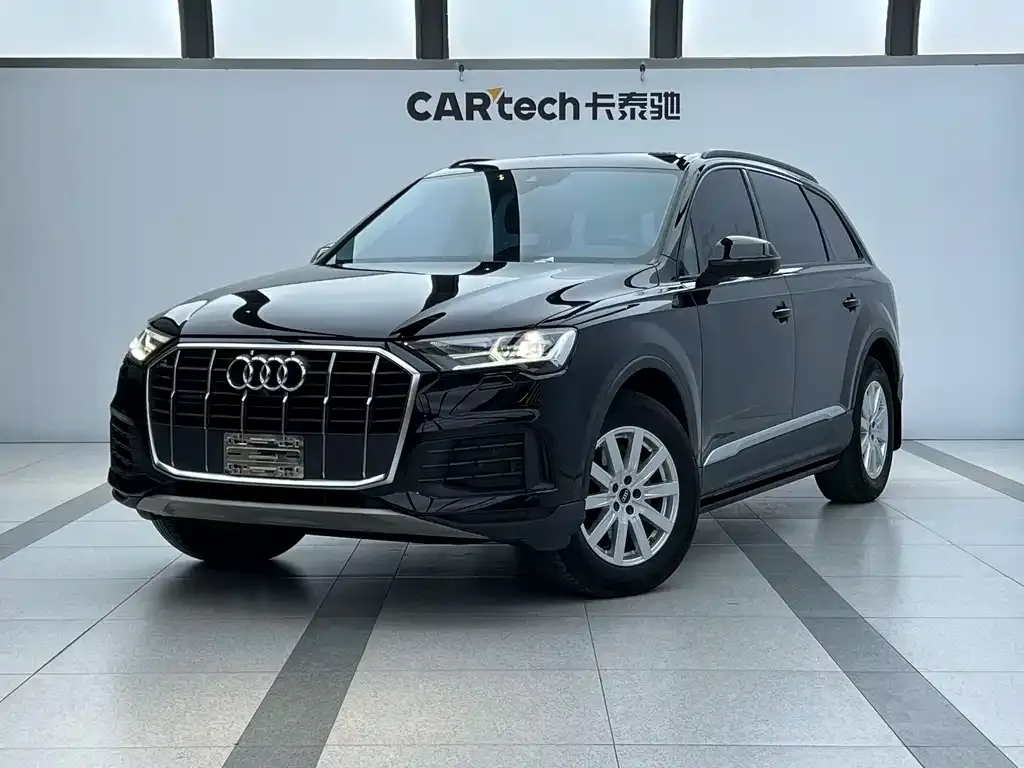 Audi Q7 2022 из CN, фото 1