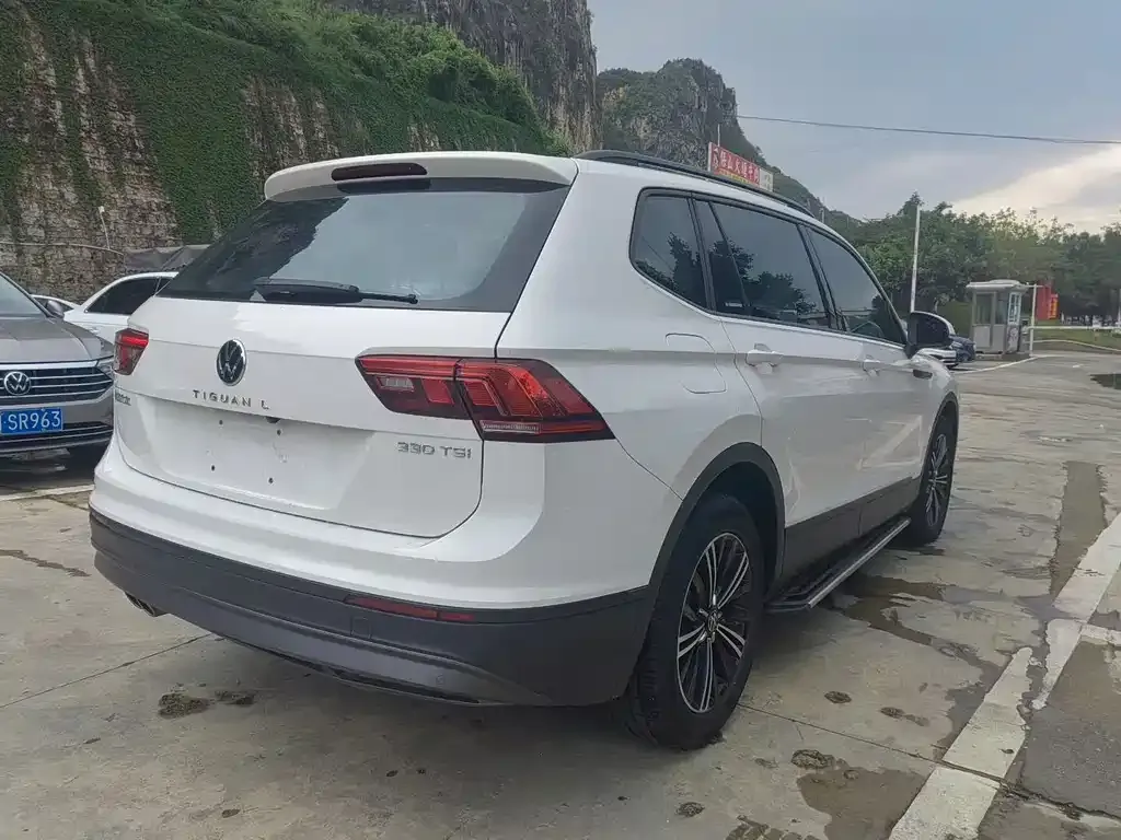 Volkswagen Tiguan L 2021 из CN, фото 4
