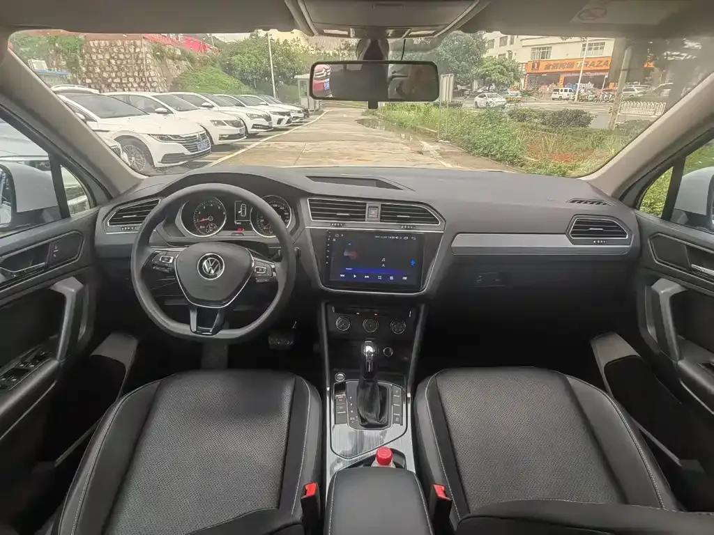 Volkswagen Tiguan L 2021 из CN, фото 7
