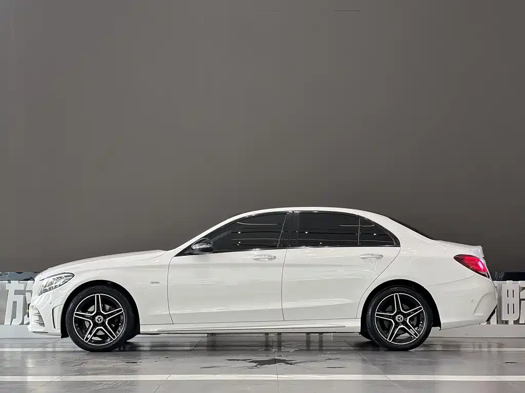 Mercedes-Benz C-Class — фото 3
