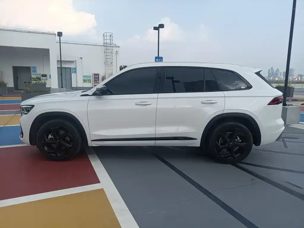 Geely Xingyue L 2022 из CN, фото 5