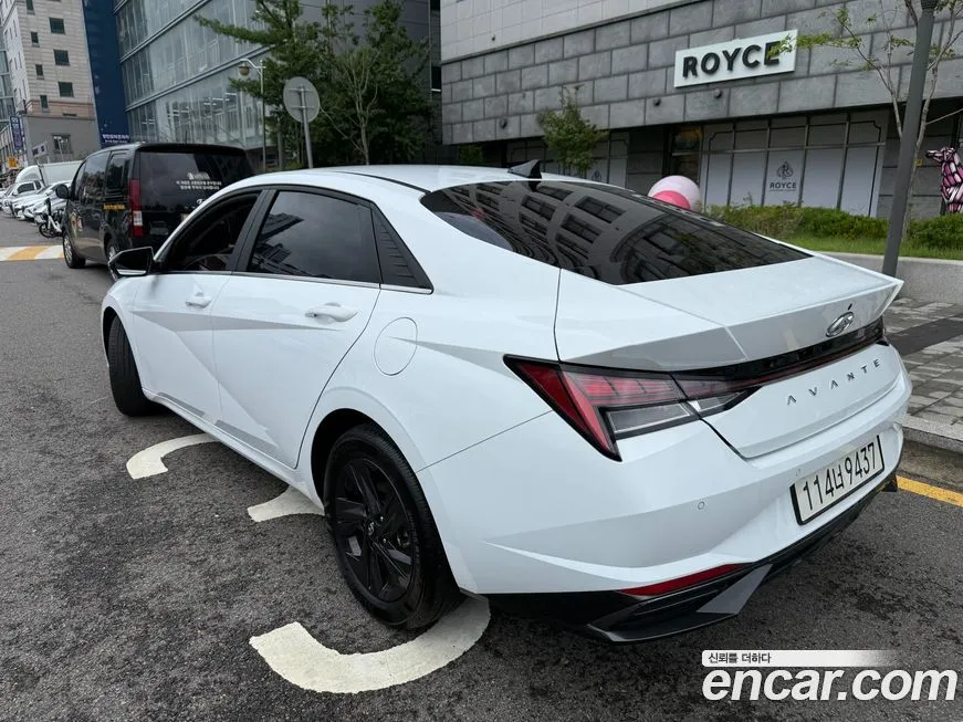 Hyundai AVANTE 2021 из KR, фото 6