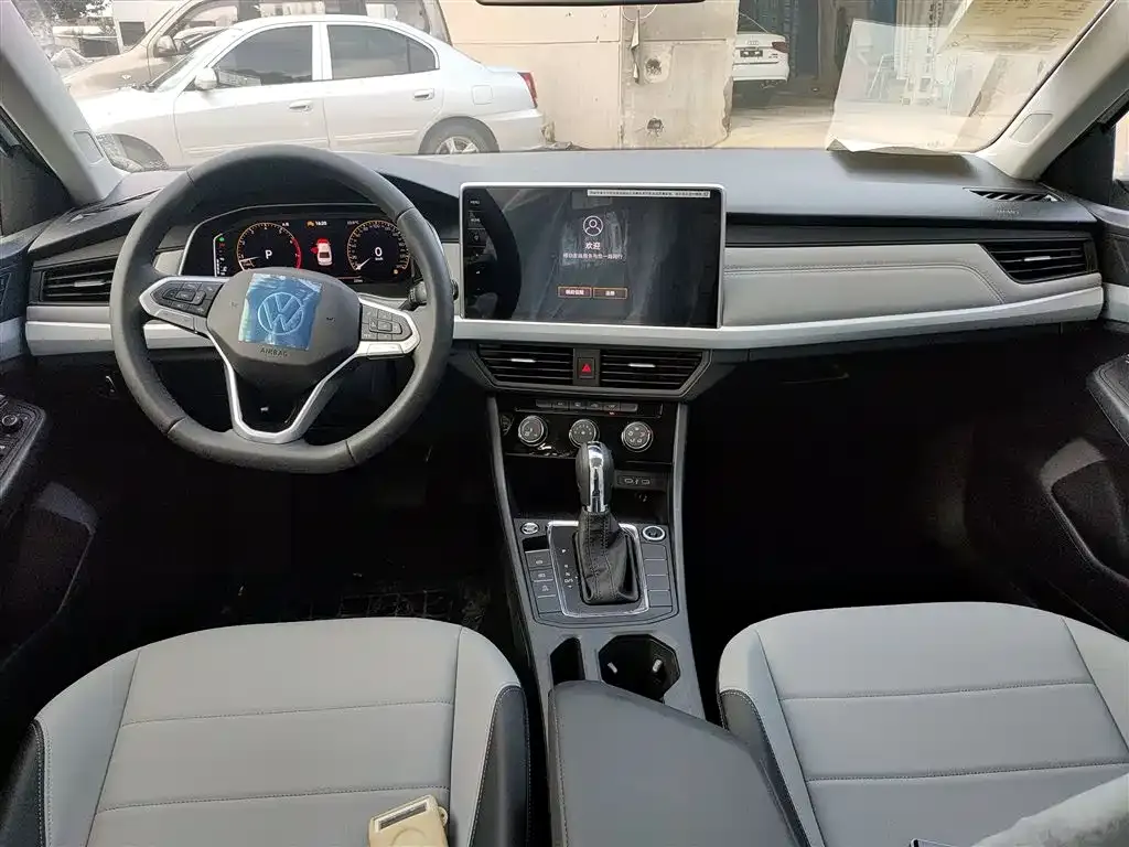Volkswagen Bora 2025 из CN, фото 10