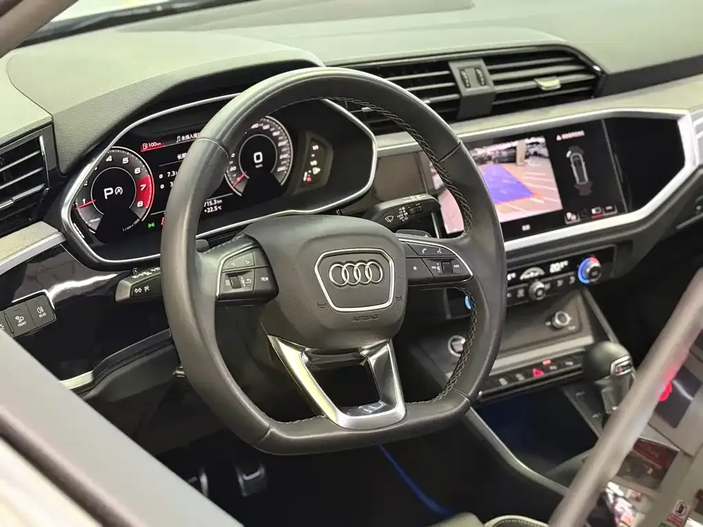 Audi Q3 2024 из CN, фото 7