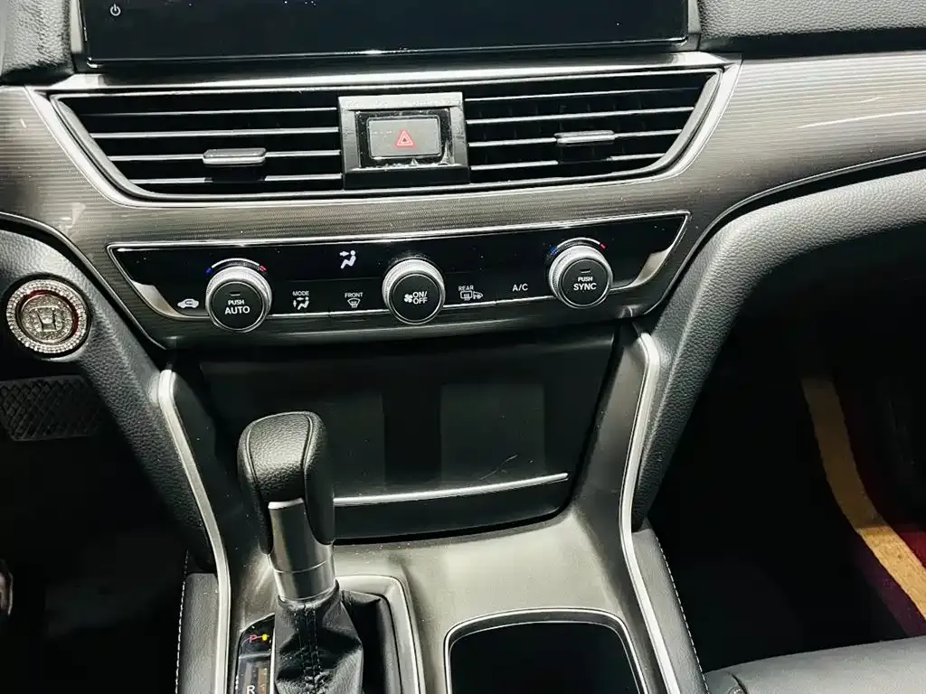 Honda Accord 2023 из CN, фото 9
