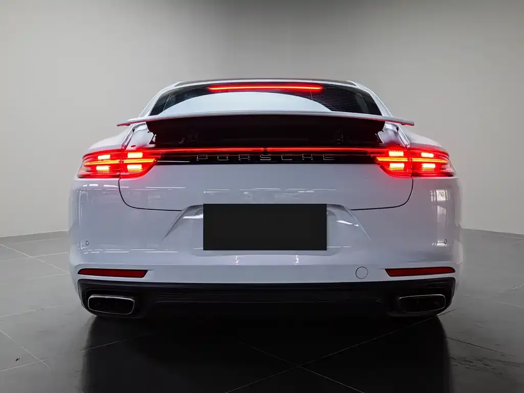 Porsche Panamera — фото 5