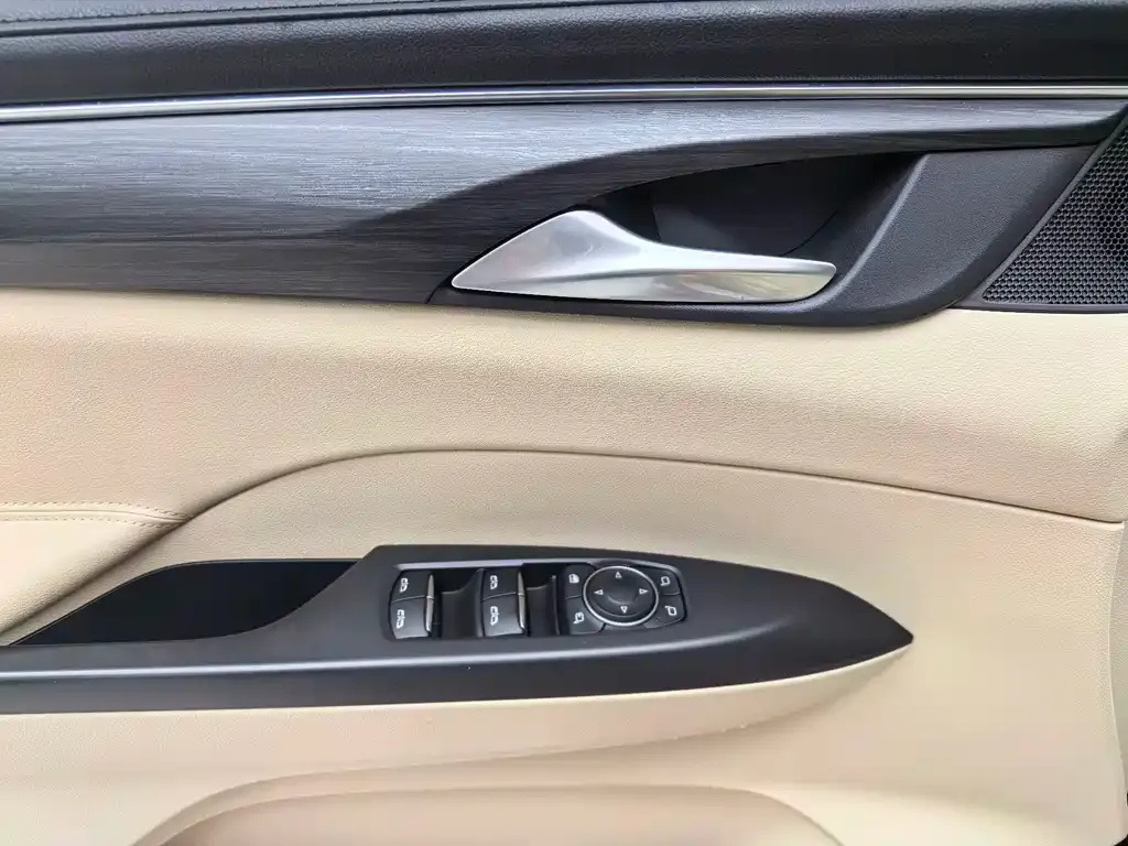 Buick GL8 2024 из CN, фото 10