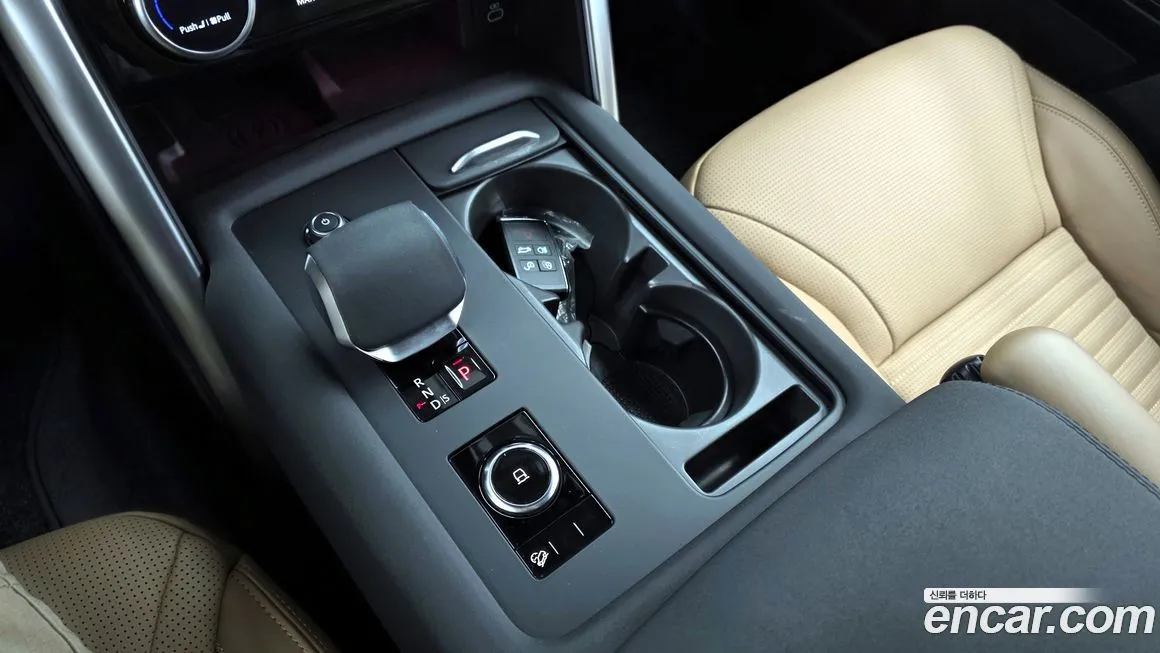 Land Rover Discovery 2025 из KR, фото 9