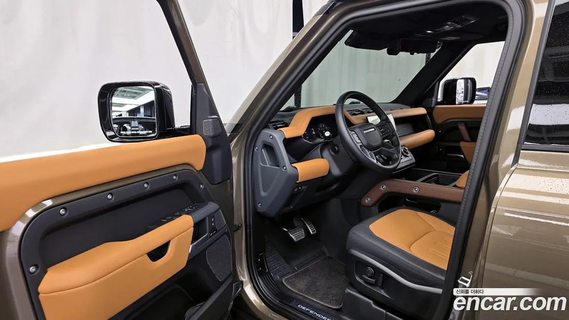 Land Rover Defender 2024 из KR, фото 10