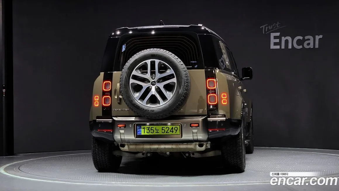 Land Rover Defender 2024 из KR, фото 4