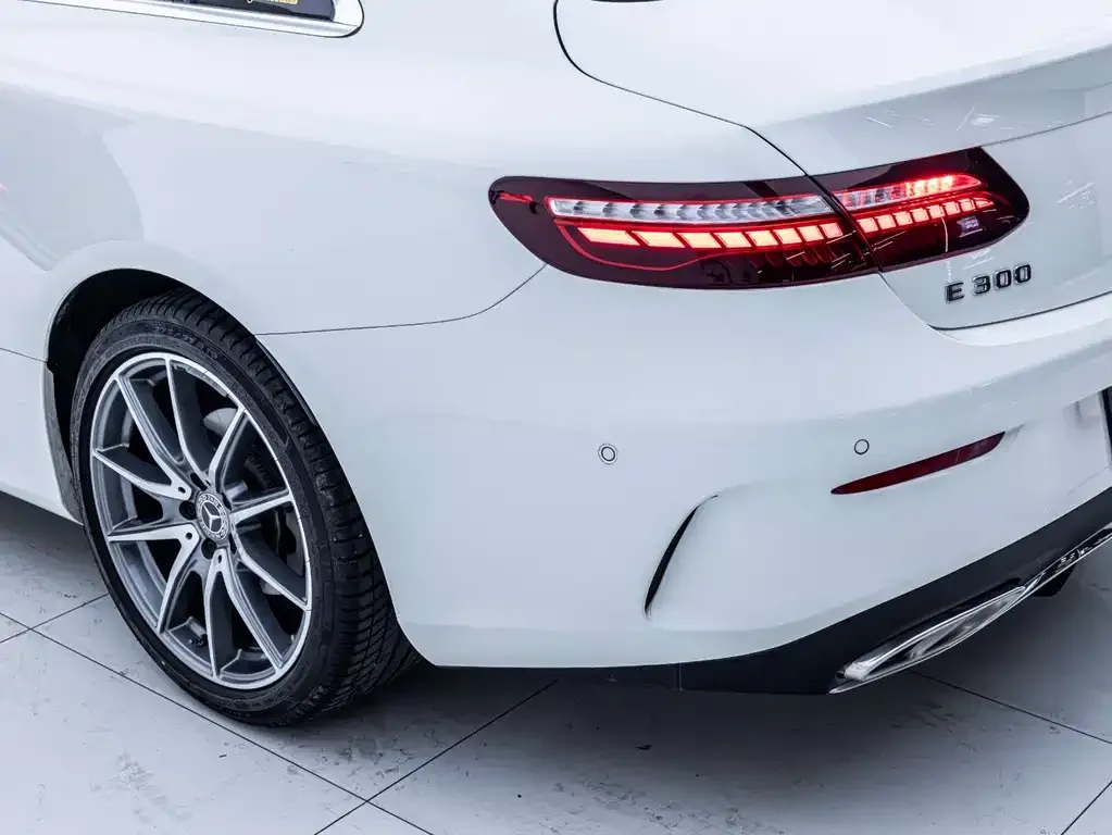 Mercedes-Benz E-Class (Import) — фото 10