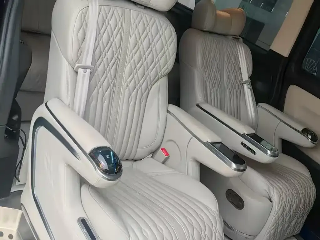 Mercedes-Benz Vito 2023 из CN, фото 6