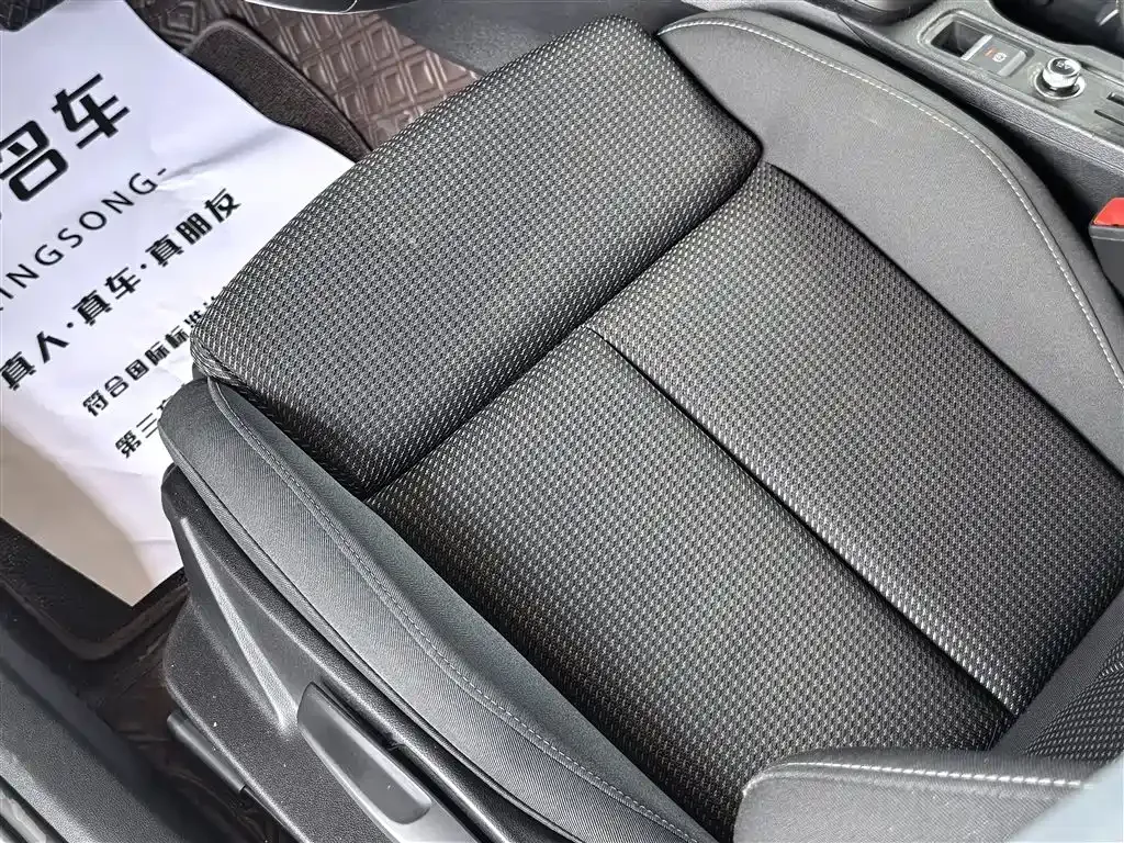 Audi A3 2024 из CN, фото 2