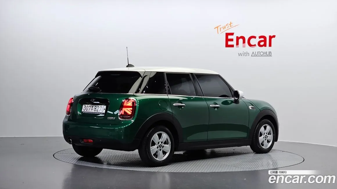 Mini Cooper 2021 из KR, фото 2