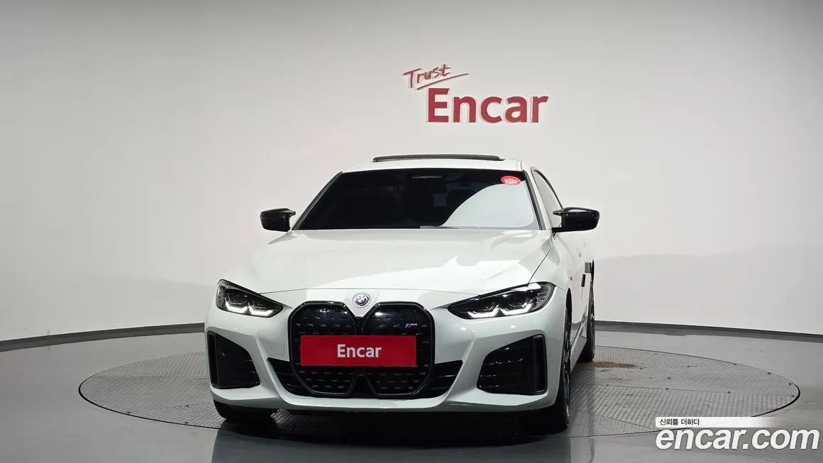 BMW i4 2023 из KR, фото 3