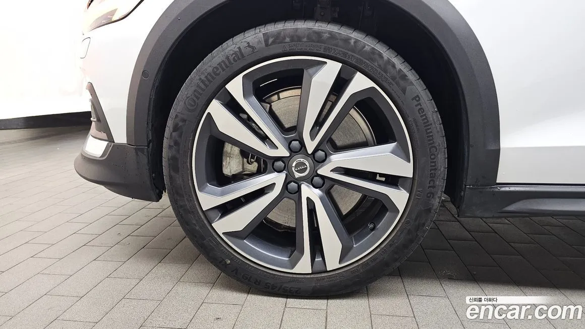 Volvo V60 2021 из KR, фото 5