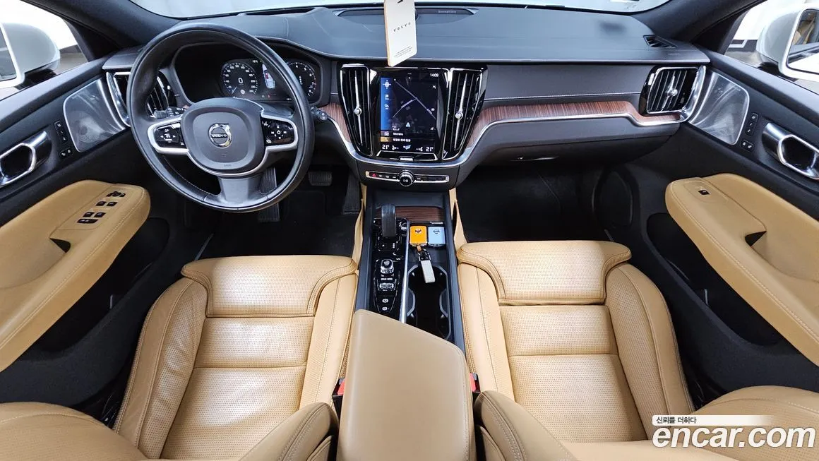 Volvo V60 2021 из KR, фото 7