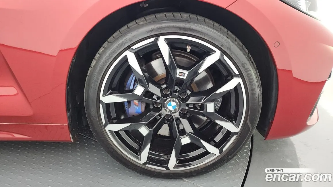 BMW 4-Series 2025 из KR, фото 5