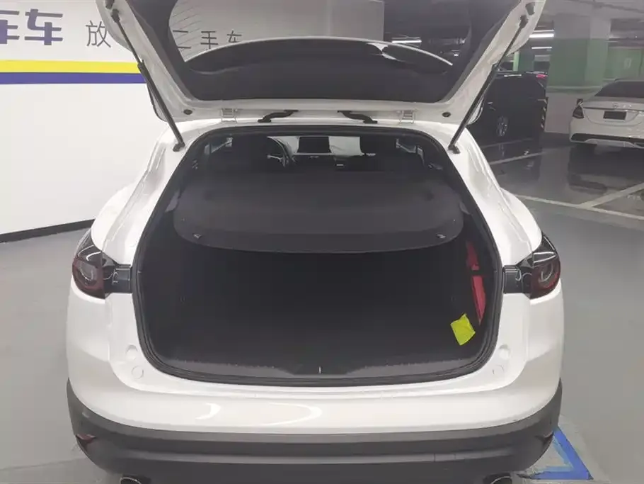 Mazda CX-4 2021 из CN, фото 4