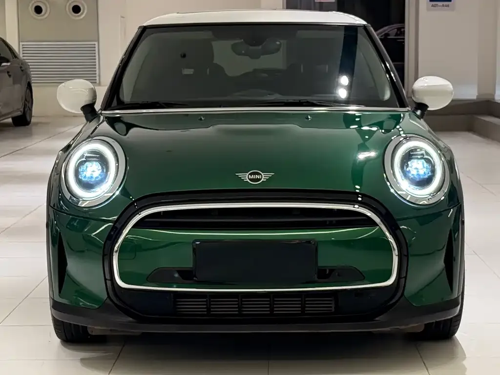 MINI Cooper (3-door) 2022 из CN, фото 2