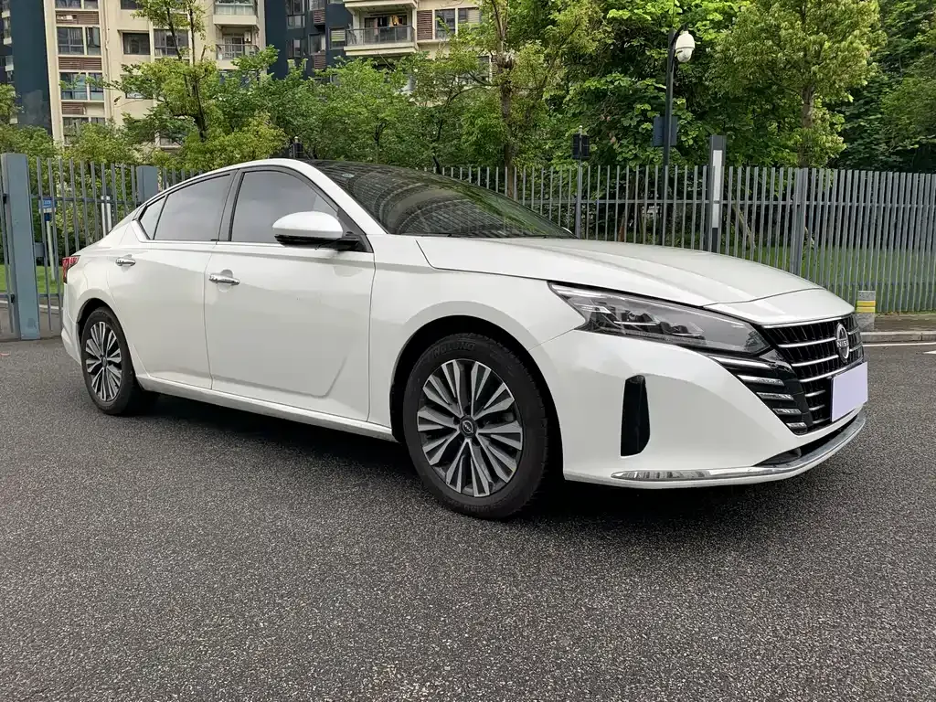 Nissan Teana 2023 из CN, фото 3