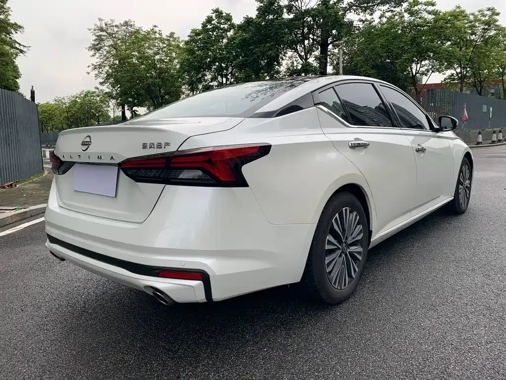 Nissan Teana 2023 из CN, фото 4