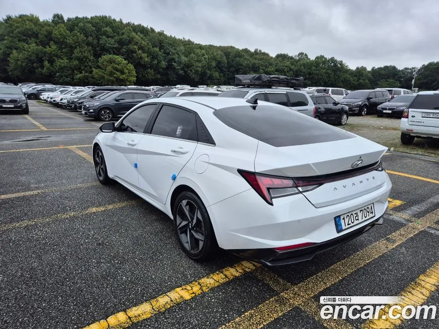 Hyundai AVANTE — фото 2
