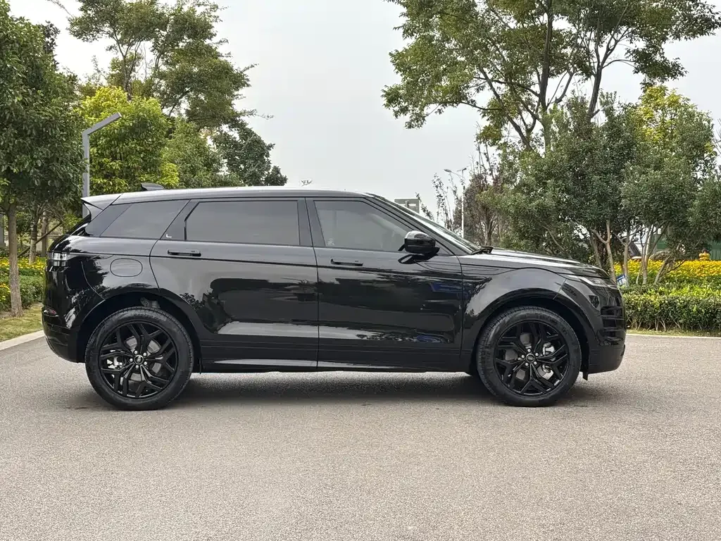 Land Rover Evoque 2024 из CN, фото 4