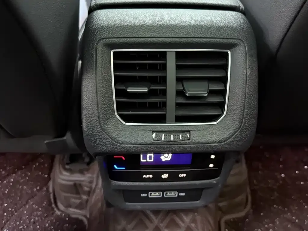 Volkswagen Tayron 2021 из CN, фото 10