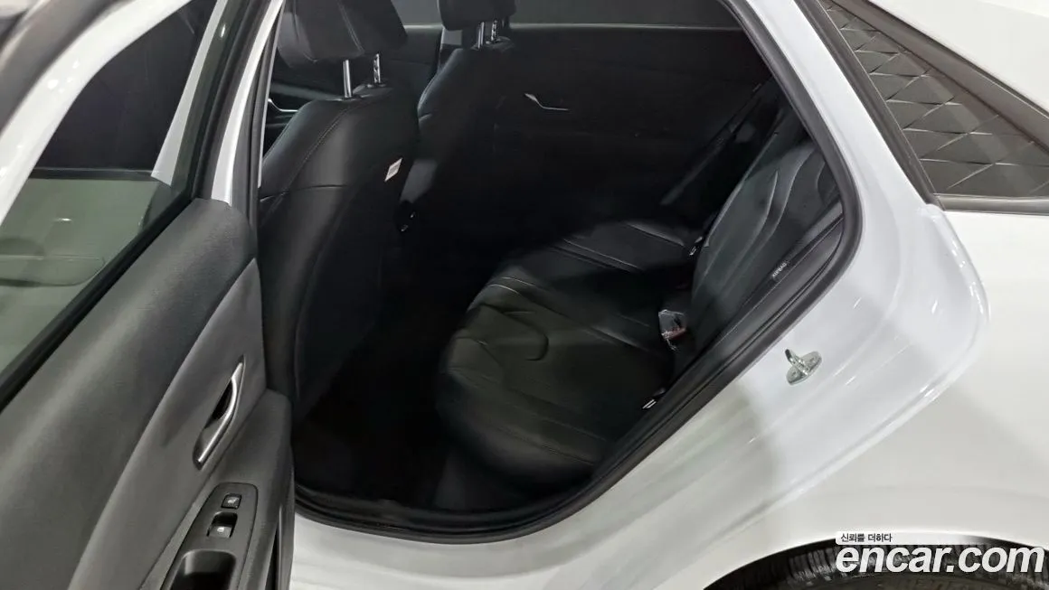 Hyundai AVANTE 2024 из KR, фото 8