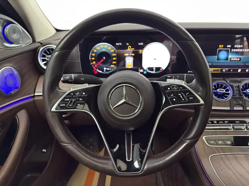 Mercedes-Benz E-Class 2022 из CN, фото 6