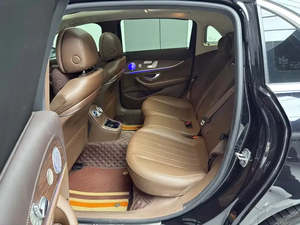 Mercedes-Benz E-Class 2022 из CN, фото 9