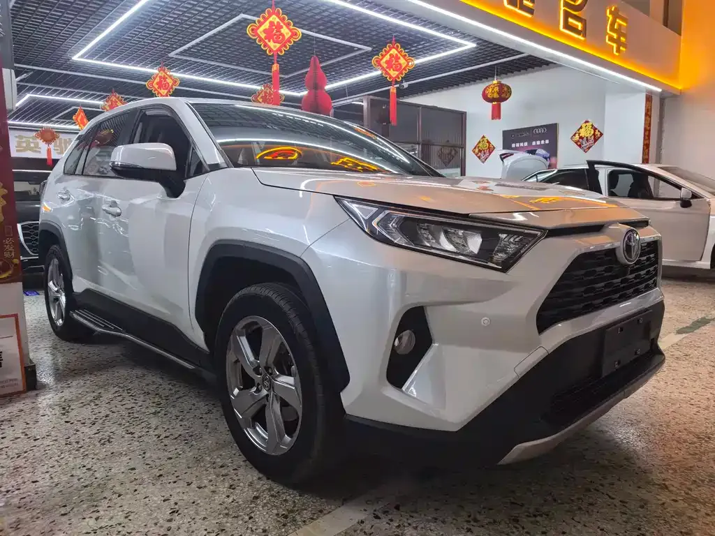 Toyota RAV4 2022 из CN, фото 3