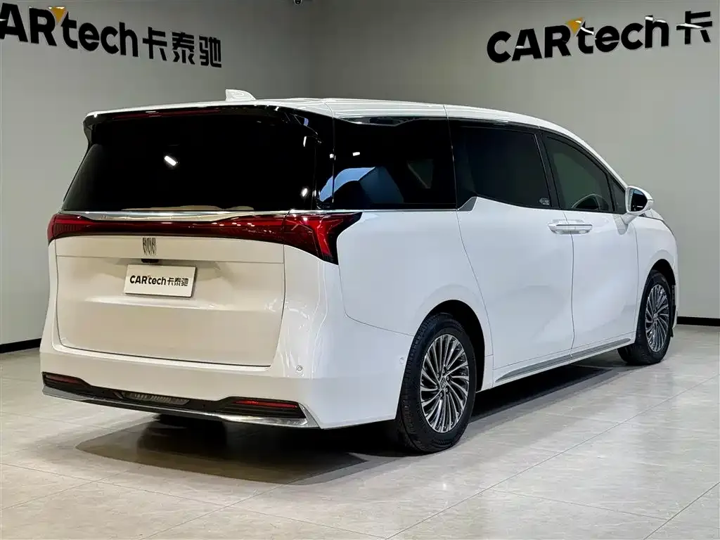 Buick Century 2024 из CN, фото 4