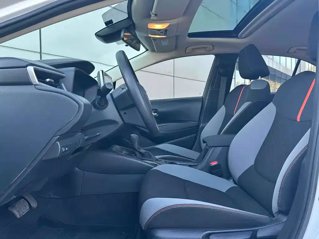 Toyota Corolla 2021 из CN, фото 8