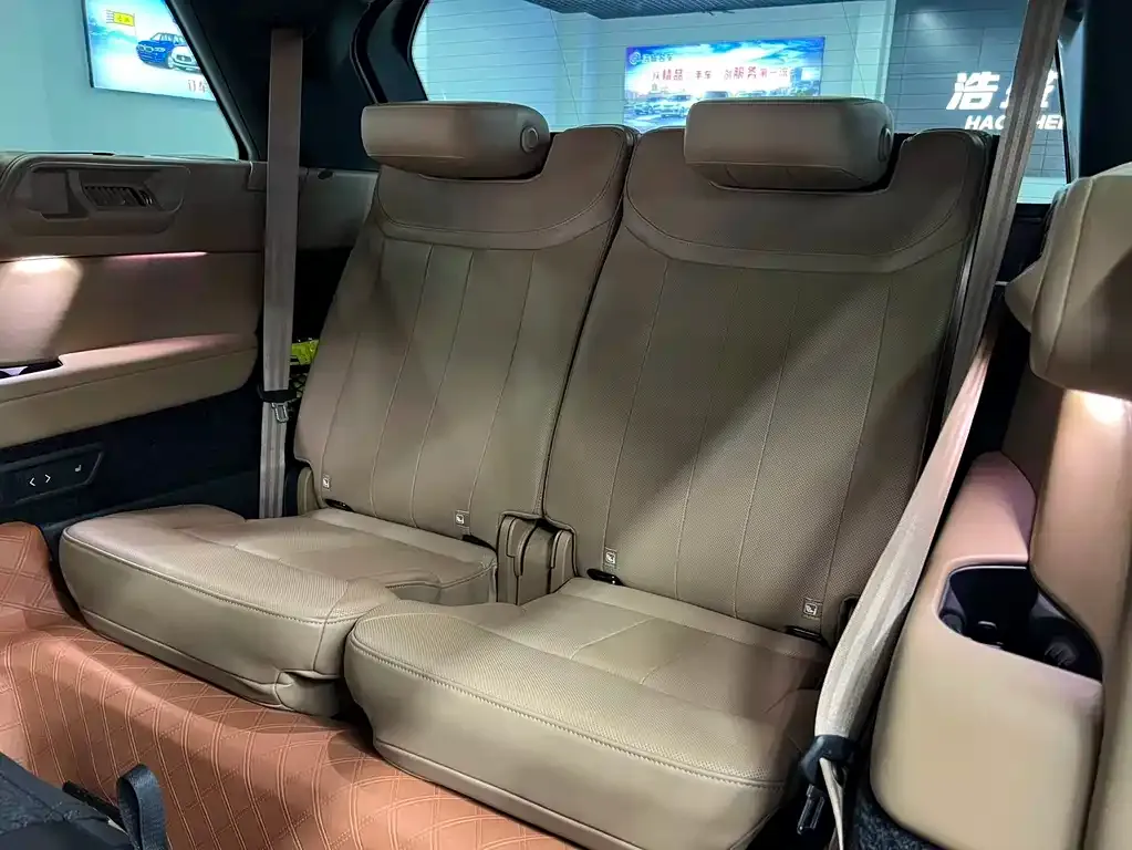 Land Rover Range Rover 2023 из CN, фото 10