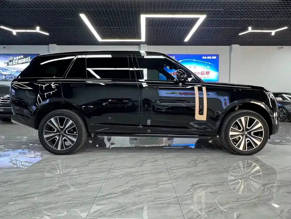 Land Rover Range Rover 2023 из CN, фото 3