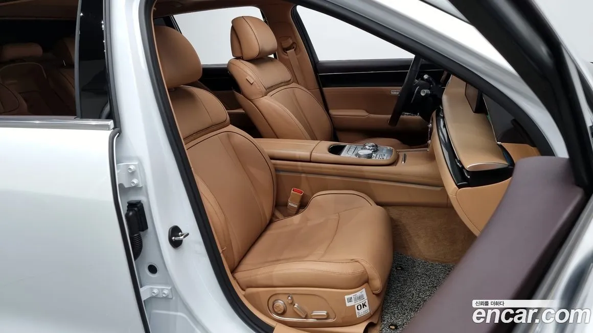 Genesis G90 — фото 10