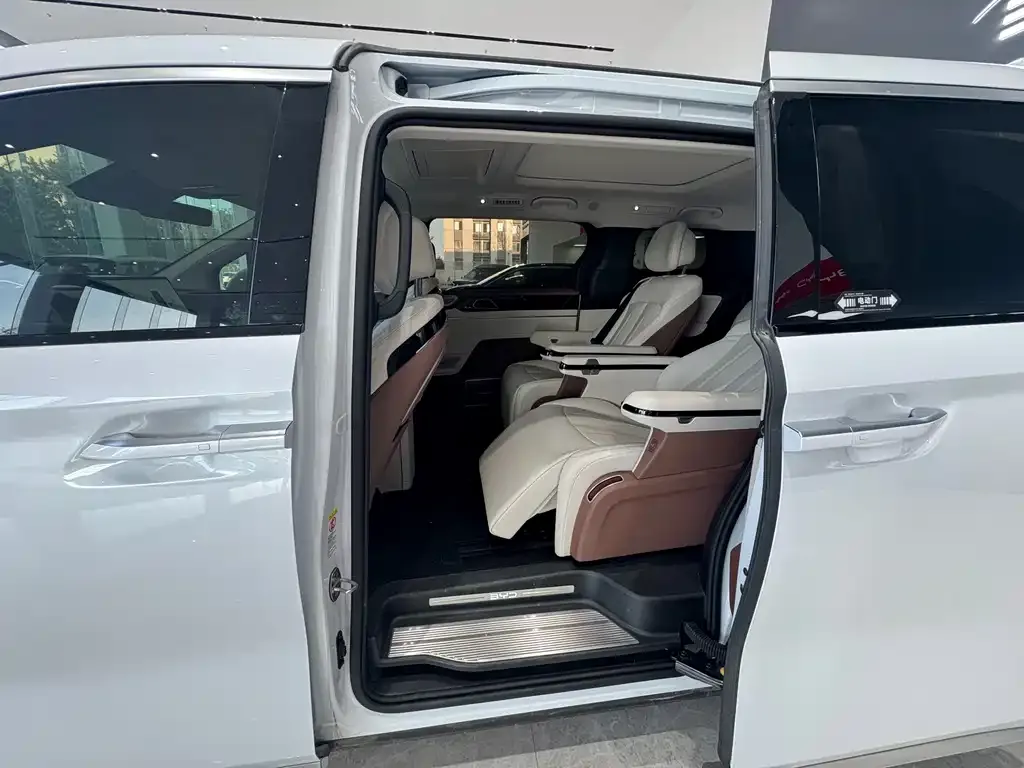 BYD Xia 2025 из CN, фото 9
