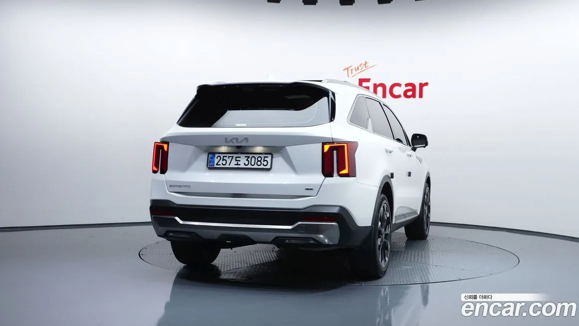 Kia Sorento — фото 4