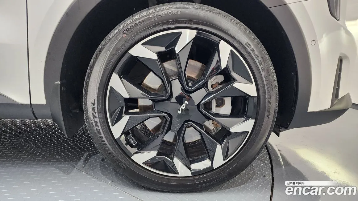 Kia Sorento — фото 5