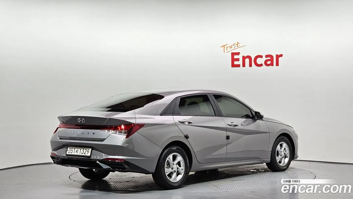 Hyundai AVANTE 2021 из KR, фото 2
