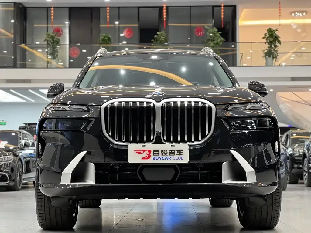 BMW X7 2023 из CN, фото 2