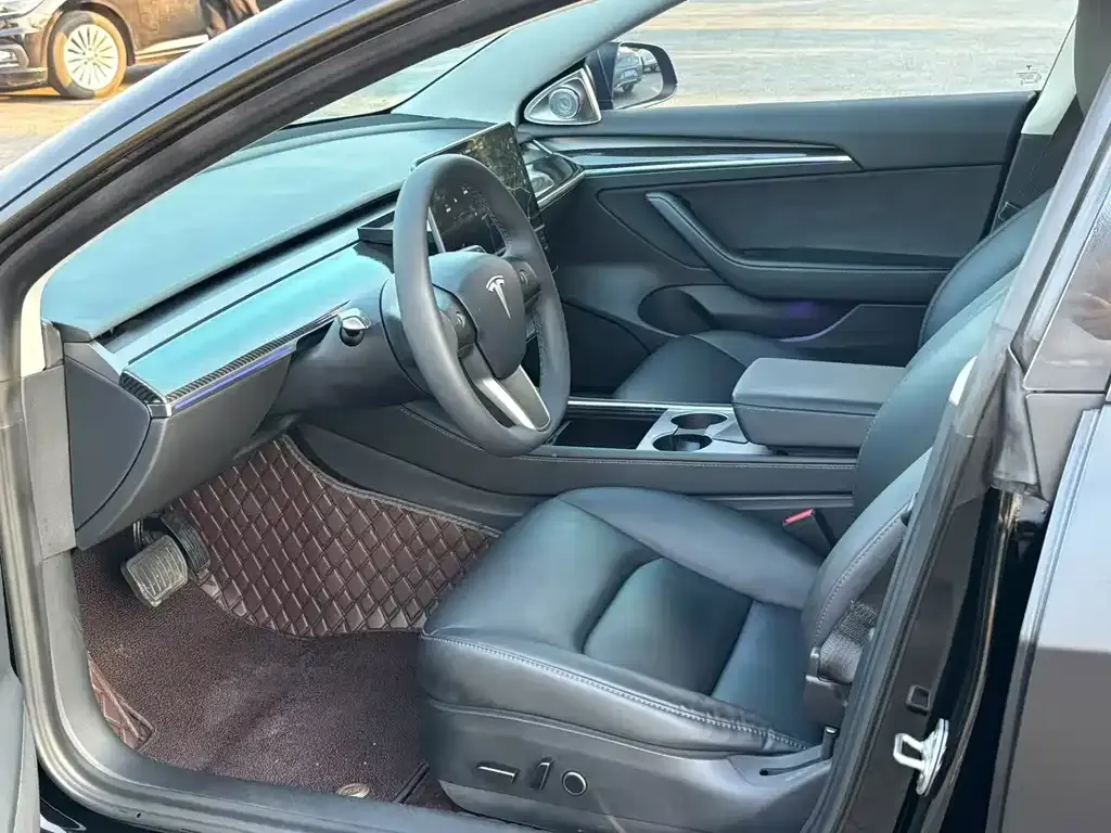 Tesla Model 3 2021 из CN, фото 7