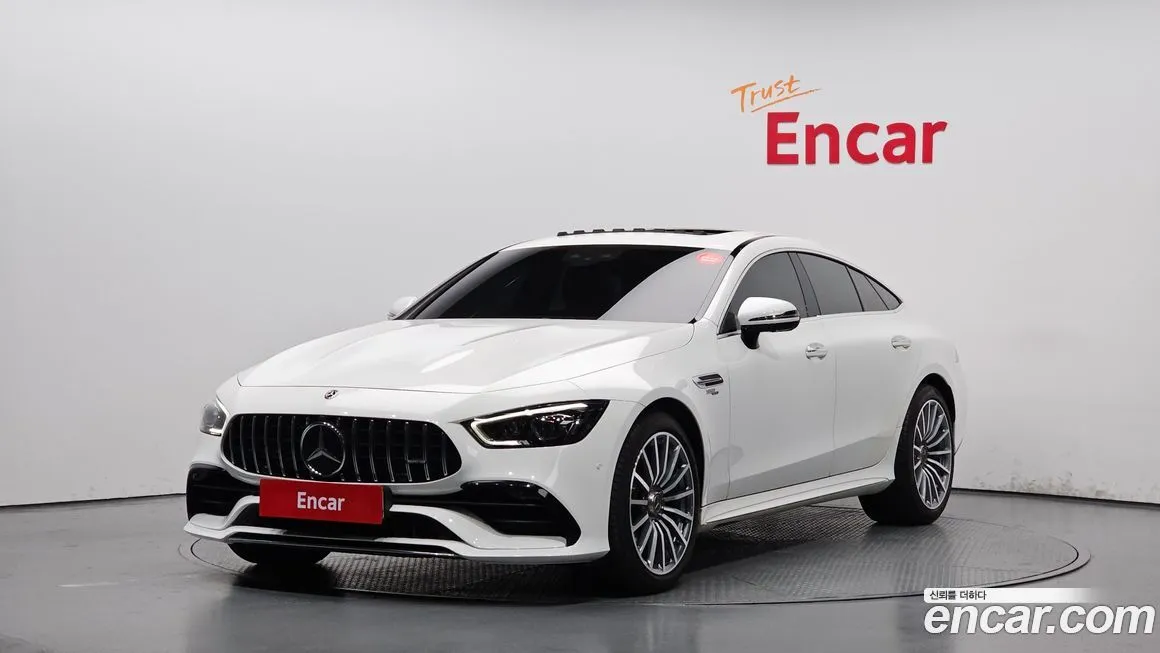 Mercedes-Benz AMG GT — фото 1