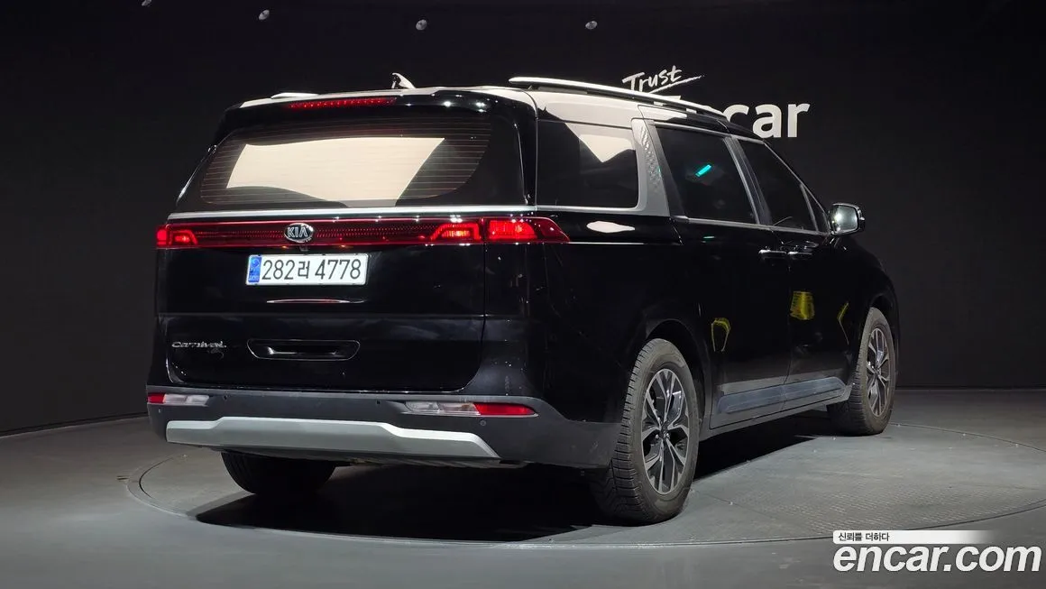 Kia Carnival 2021 из KR, фото 2