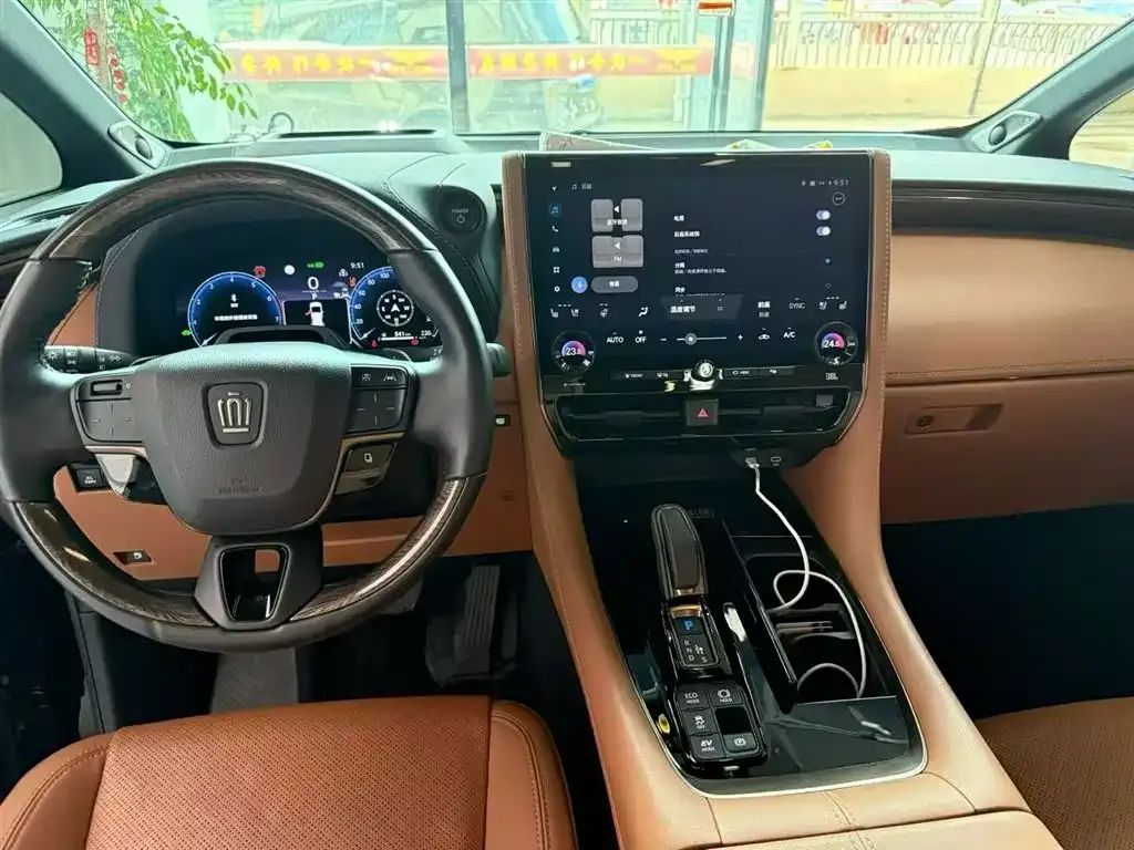 Toyota Vellfire 2024 из CN, фото 4