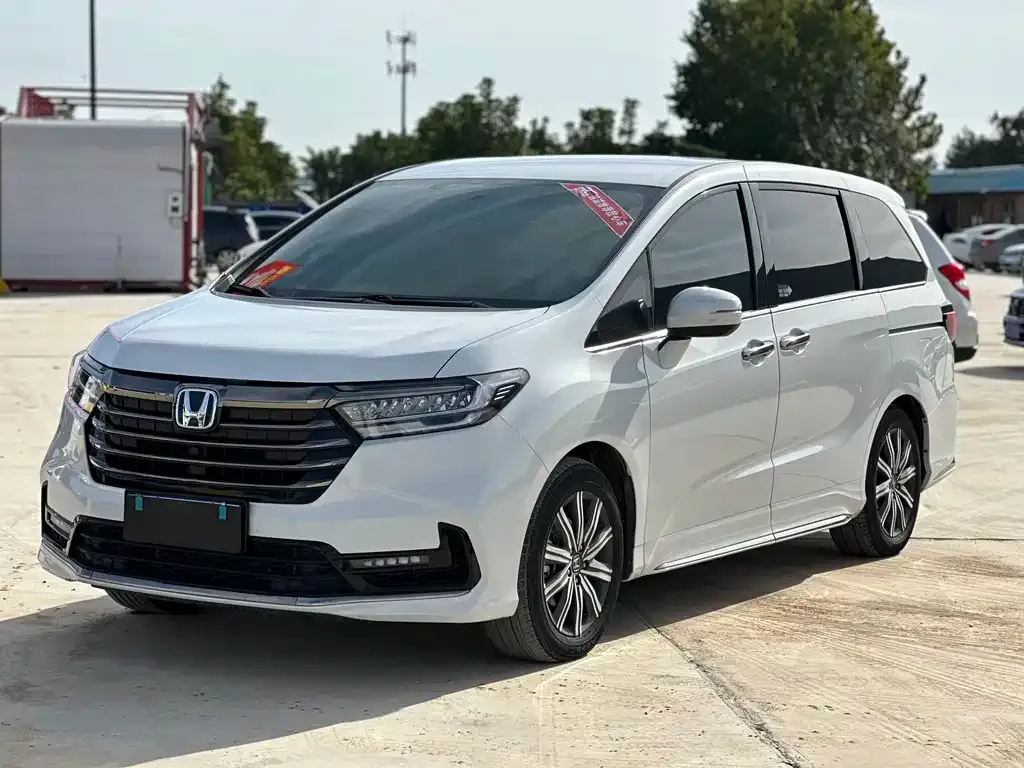 Honda Odyssey — фото 1