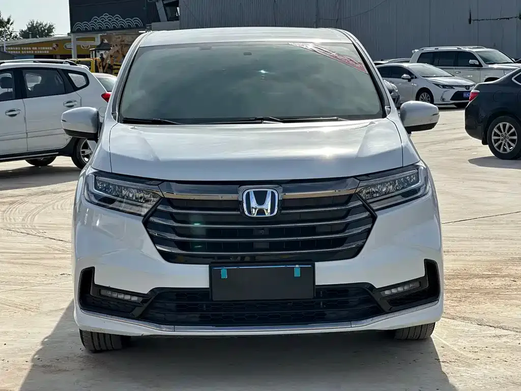 Honda Odyssey — фото 2