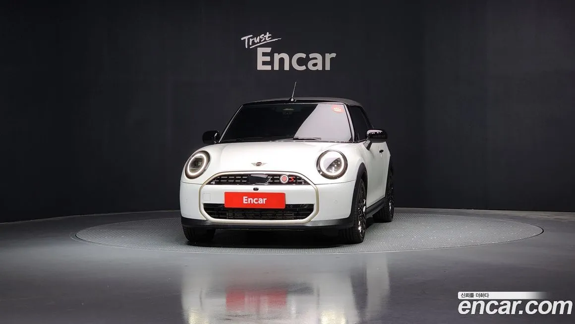 Mini Cooper Convertible 2025 из KR, фото 3